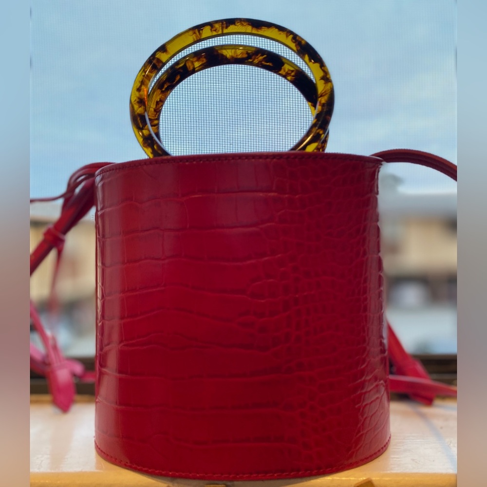 Bucket purse